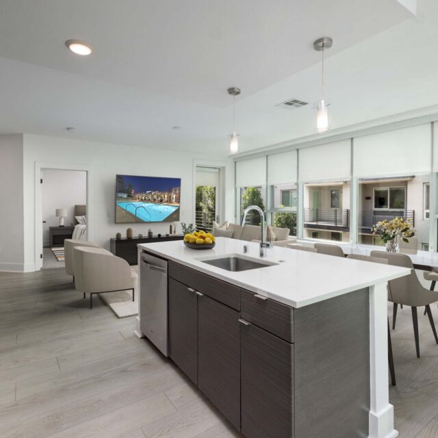 the-camden-apartments-hollywood-ca-kitchen-and-dining.jpg